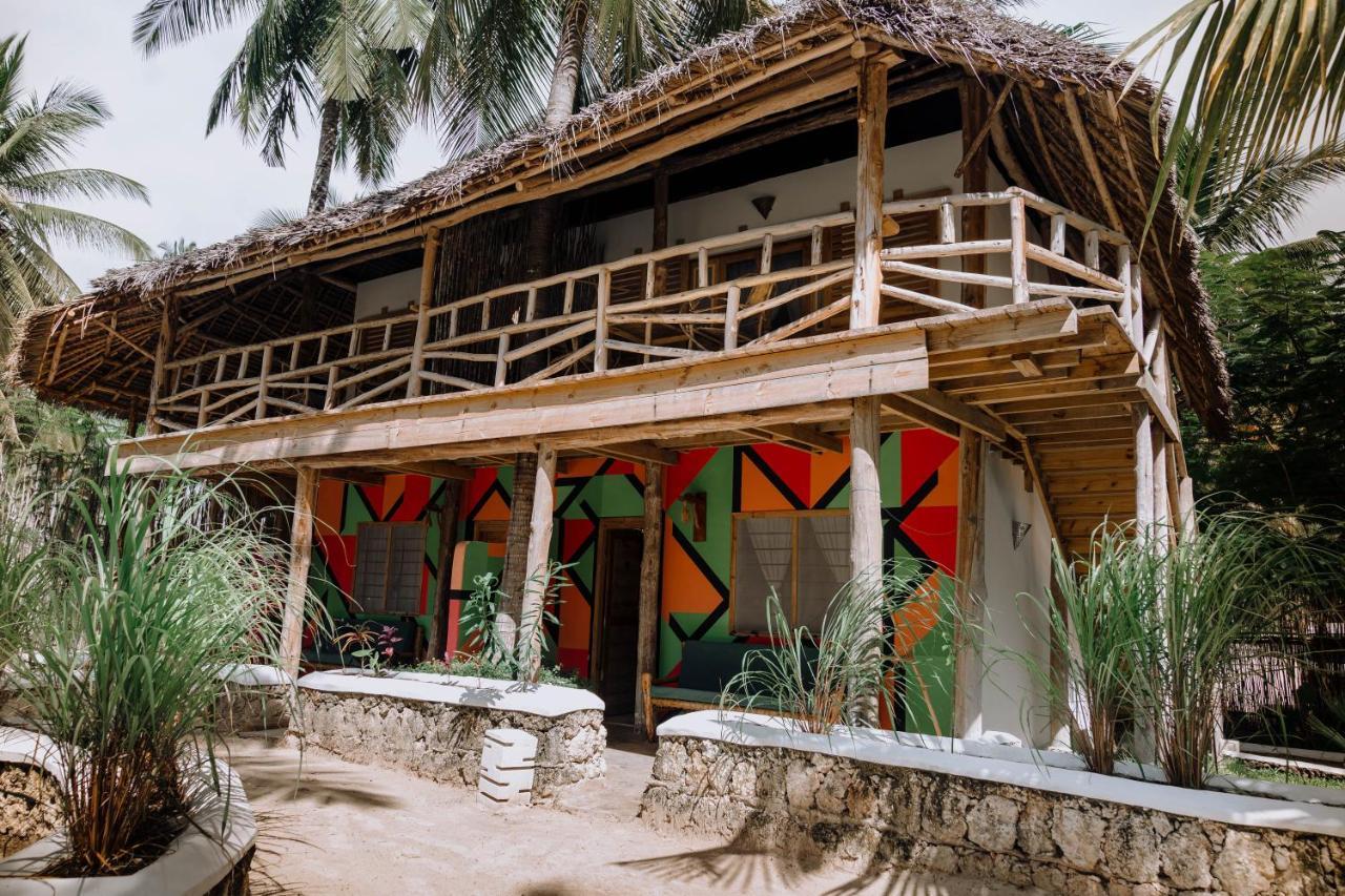 Tsunami Village Bwejuu Kültér fotó